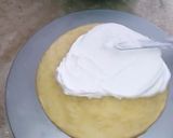 A picture of step 2 of Fresh cocktail cake.