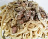 Foto del passaggio 3 della ricetta Tagliatelle ai funghi porcini dell'Etna