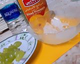 A picture of step 1 of Pineapple Grapes juice 🍇🍍.