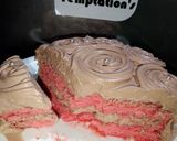 A picture of step 10 of Irish Strawberry Choco Cake.