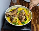Foto langkah ke 4 dari resep Ikan Acar Kuning.
