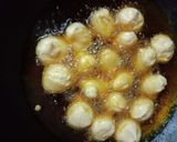 A picture of step 6 of Bhalla papdi.