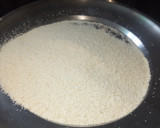ரவா வெண்பொங்கல் /மிளகு பொங்கல் ரெசிபி ஸ்டேப் 2 புகைப்படம்