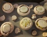 Camembert-es töltött gomba recept fázis 2 fotója