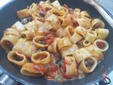 Calamarata alla puttanesca