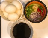 Hình bước làm 2 của món Trứng lòng đào ngâm tương 🥚🥚