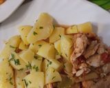 Germán tradicional schinken 🧄🍅(csirkemell bazsalikomosan friss paradicsomos) recept fázis 8 fotója