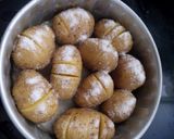 A picture of step 2 of Baked Baby Potatoes.