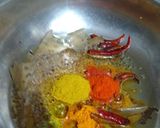 बंद गोभी की सब्जी(BANDGOBHI KI SABZI RECIPE IN HINDI) रेसिपी चरण 2 फोटो