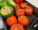 Foto langkah ke 5 dari resep Gemista / Greek stuffed tomatoes and peppers.