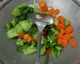 Foto langkah ke 2 dari resep #806. Tumis Sayur Kuah Telur Puyuh.