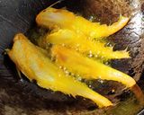 আমুদি মাছের টক-ঝাল কালিয়া(Aamudi Macher Tok-Jhal Kalia recipe in Bengali) রেসিপির ধাপ 1 ছবি
