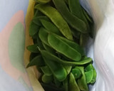 Foto del paso 1 de la receta: Guisado de pollo recuperado y garrofón