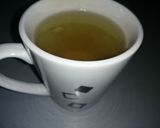 A picture of step 3 of Moroccan mint tea.
