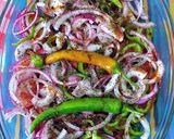 Foto del paso 2 de la receta Sardinas al horno con verduras asadas en los mismos jugos