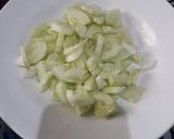 Foto langkah ke 1 dari resep Urap Timun.