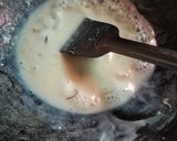 A picture of step 2 of Arrowroot flour kheer.