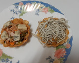 Foto del paso 8 de la receta: Tartaletas de guacamole con gulas y de ensalada con gorgonzola