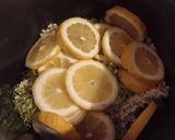Bodzaszörp cukorral vagy édesítővel recept fázis 3 fotója