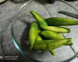 A picture of step 1 of Punjabi Karele Ki Sabzi.