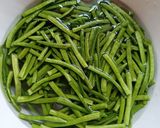 A picture of step 1 of Guvarfali Subji and Rice.