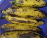 Foto langkah ke 1 dari resep Jajan pasar pisang kukus / pisang rebus.