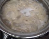 A picture of step 2 of Fettuccine Pasta.