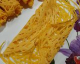 Gambar langkah 4 resipi Roti Jala.