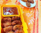 A picture of step 9 of Garlic poha cutlets with garlic tomato sauce.