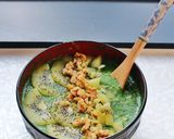 Hình bước làm 3 của món Green smoothie bowl cho bữa sáng (detox smoothie)