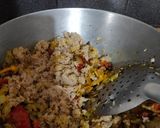 A picture of step 3 of SoyaChunks fry.