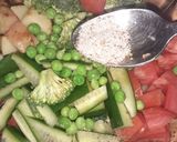 A picture of step 4 of Fish with soutay Vegetables & Baked Fishy Parcels.