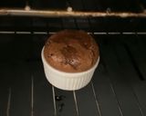 Foto langkah ke 3 dari resep Chocolate soufflé.