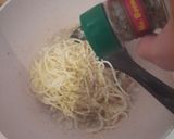 Foto langkah ke 3 dari resep Spaghetti Tuna Aglio Olio.