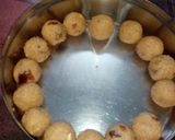 A picture of step 10 of Semolina gram flour ladoo.