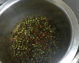 A picture of step 2 of Vegetable fried rice and vegetable stew.
