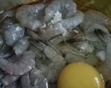 Foto langkah ke 1 dari resep Udang tepung kriuk saos asam manis simple.