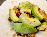 Foto del paso 6 de la receta: Tacos de pollo y aguacate