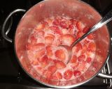 Foto del passaggio 2 della ricetta Crostata di frutta con base di mousse
