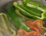 Foto del paso 1 de la receta: Morrones rellenos (a mi manera)
