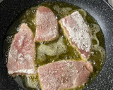 Foto del paso 2 de la receta: Lomo de la cabezada en salsa