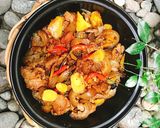 Hình bước làm 3 của món Heo Rừng Kho Riềng