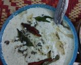 A picture of step 9 of Idli with coconut and peanut chutney.