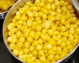 A picture of step 2 of Pani Puri.