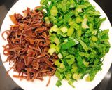 Hình bước làm 3 của món Bánh bao nhân hạt sen nấm rau củ