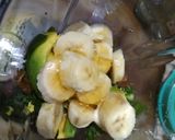 Foto langkah ke 2 dari resep Green Smoothie.