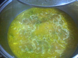 Arroz con camarones estilo hindu