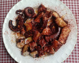 Foto del paso 4 de la receta: Pulpo a la parrilla con patata chafada al pimentón