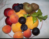 Foto del paso 1 de la receta: Postre de frutas de verano con ralladura de chocolate blanco