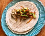 Foto del paso 3 de la receta: Tacos con verduras y pollo salteado con queso 🧀 👌
